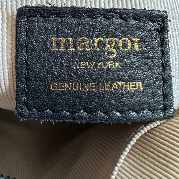 Margot New York Pebbled Leather Minimalist Tote Bag Black - Picture 13 of 13